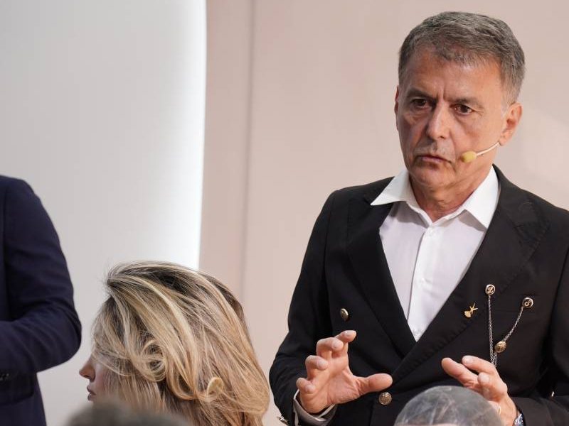 Luigi Serrone in workshop